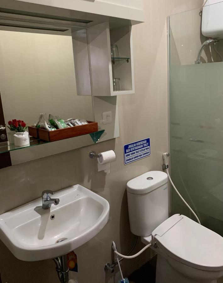 Platinum Setramurni Guest House Bandung 3Br Esterno foto