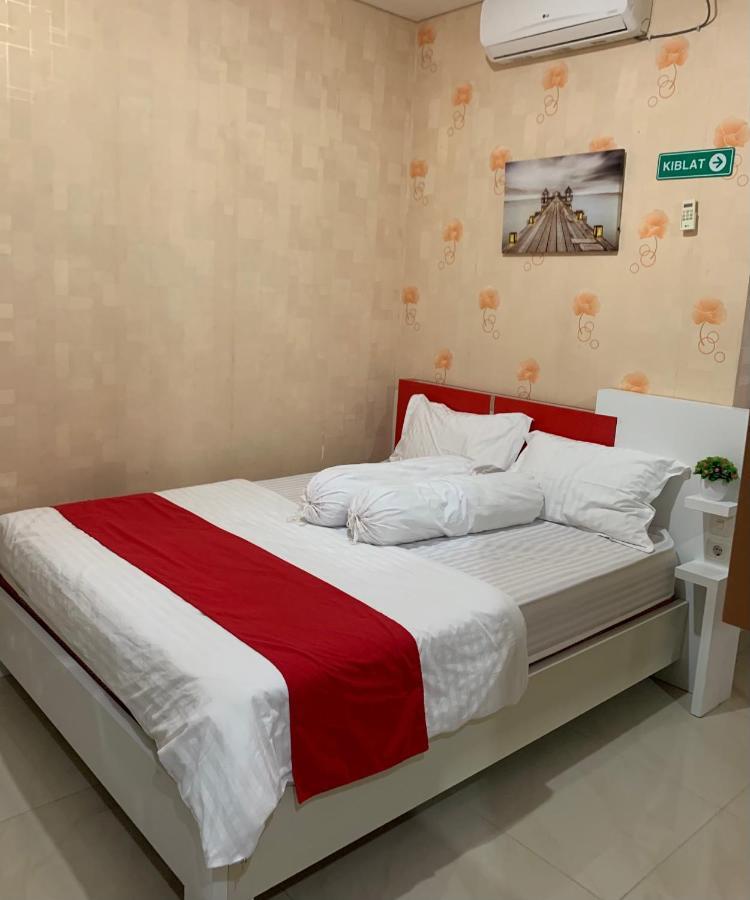 Platinum Setramurni Guest House Bandung 3Br Esterno foto
