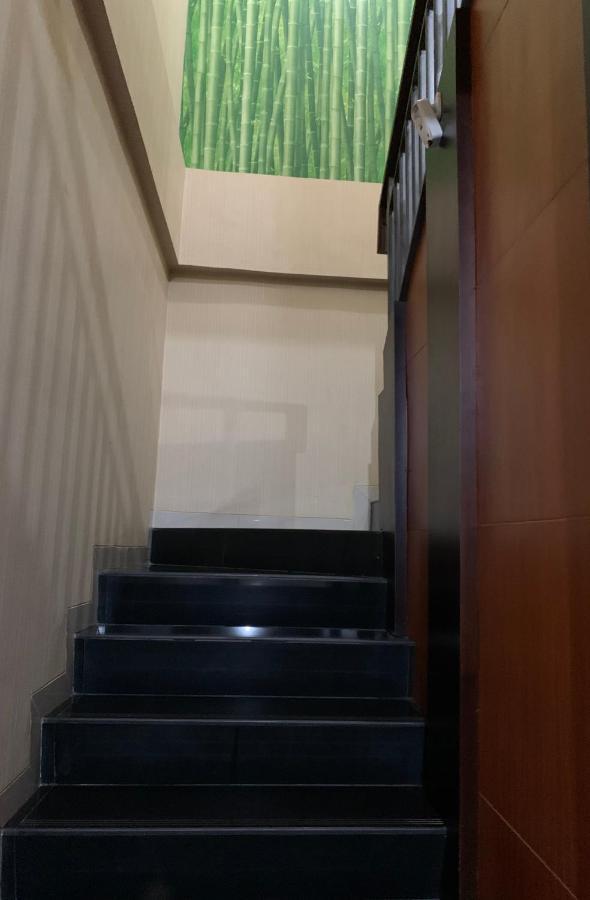 Platinum Setramurni Guest House Bandung 3Br Esterno foto